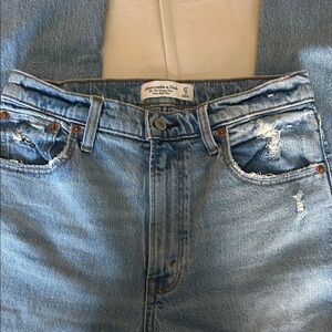 Abercrombie & Fitch The 70’s Vintage Flare Ultra High Rise 27/4R